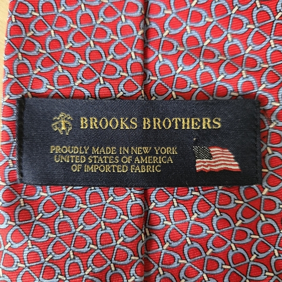 Brooks Brothers Red and Blue Tie - Picture 4 of 6